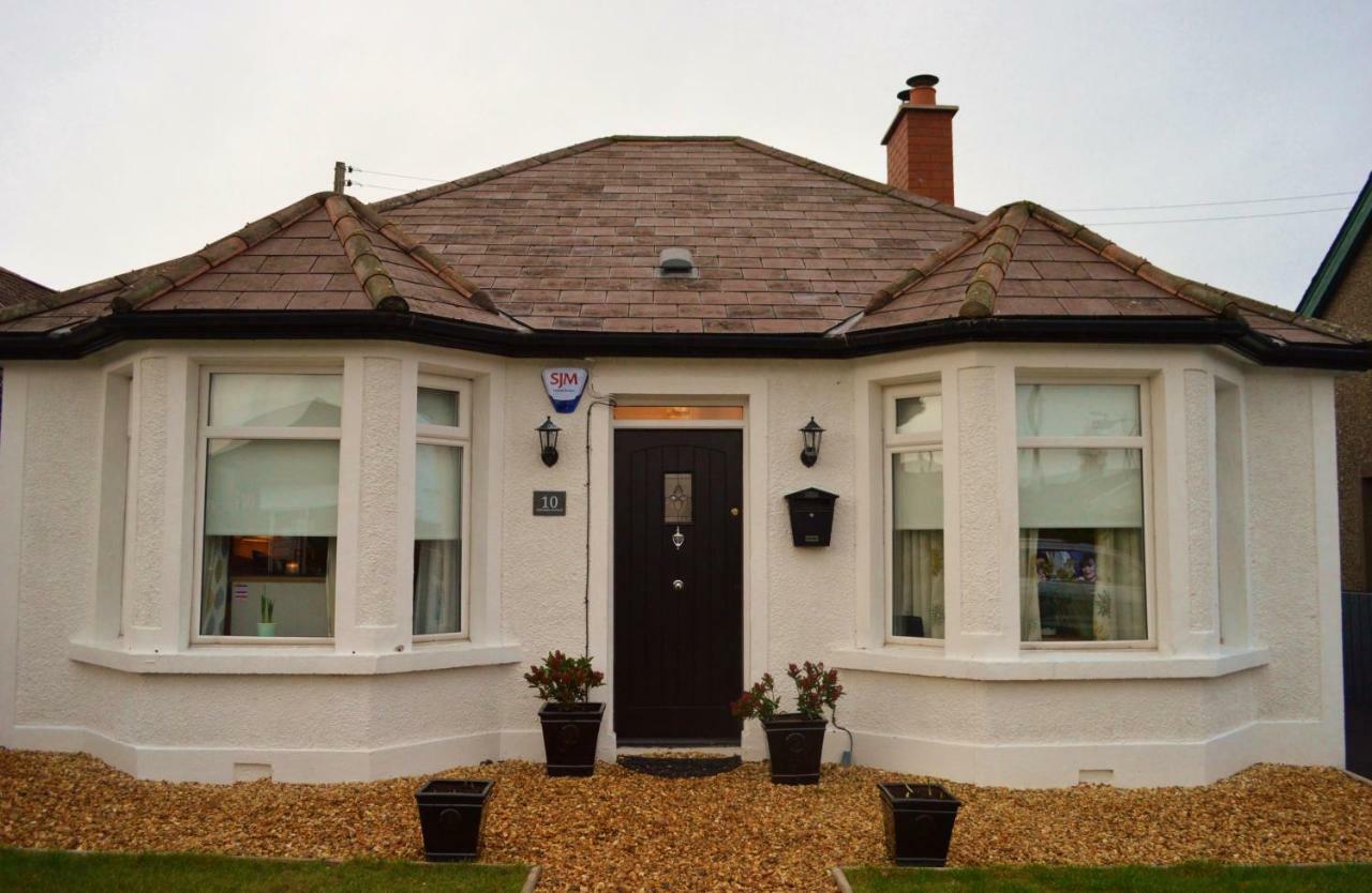 The Captains Cottage, Cushendall Bagian luar foto