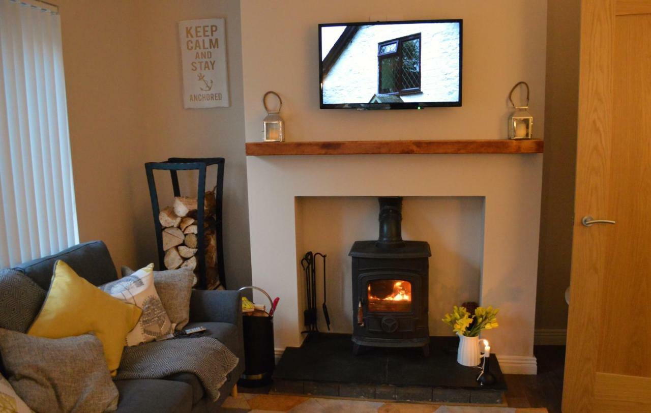 The Captains Cottage, Cushendall Bagian luar foto