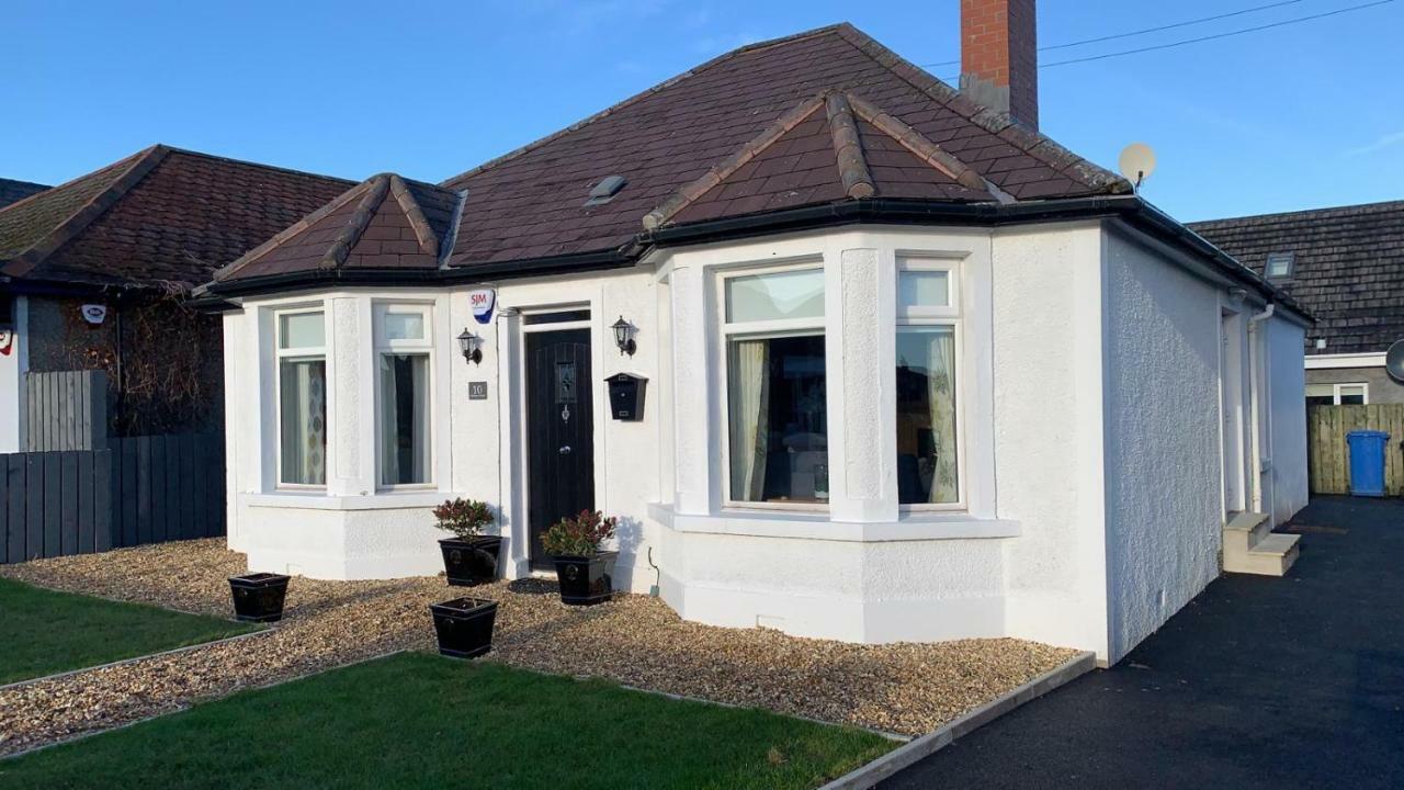 The Captains Cottage, Cushendall Bagian luar foto